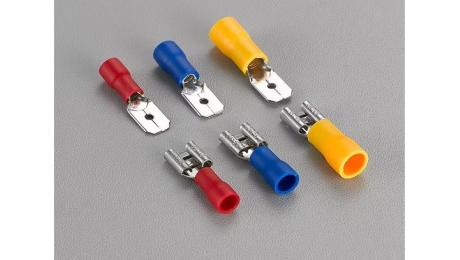 Spade konnektorlari bo'yicha to'liq qo'llanma: Xavfsiz va ishonchli simlar uchun